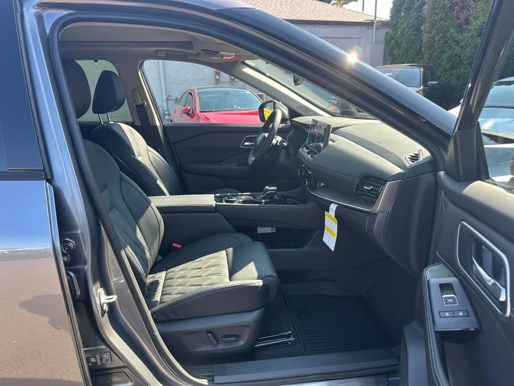 New 2026 Nissan Rogue Platinum w/ Platinum Premium Package image 22