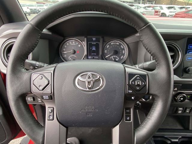 Used 2018 Toyota Tacoma TRD Sport image 21