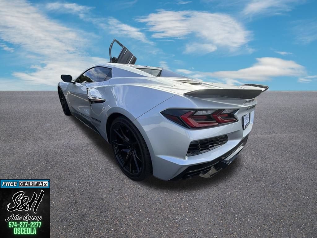 Used 2027 Chevrolet Corvette Grand Sport RWD image 8