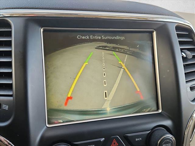 Used 2016 Jeep Grand Cherokee Limited AWD/4WD image 14