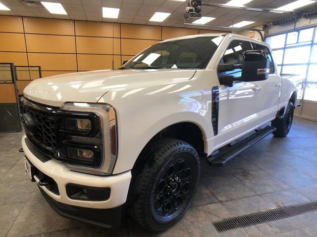 New 2026 Ford F350 Lariat image 3