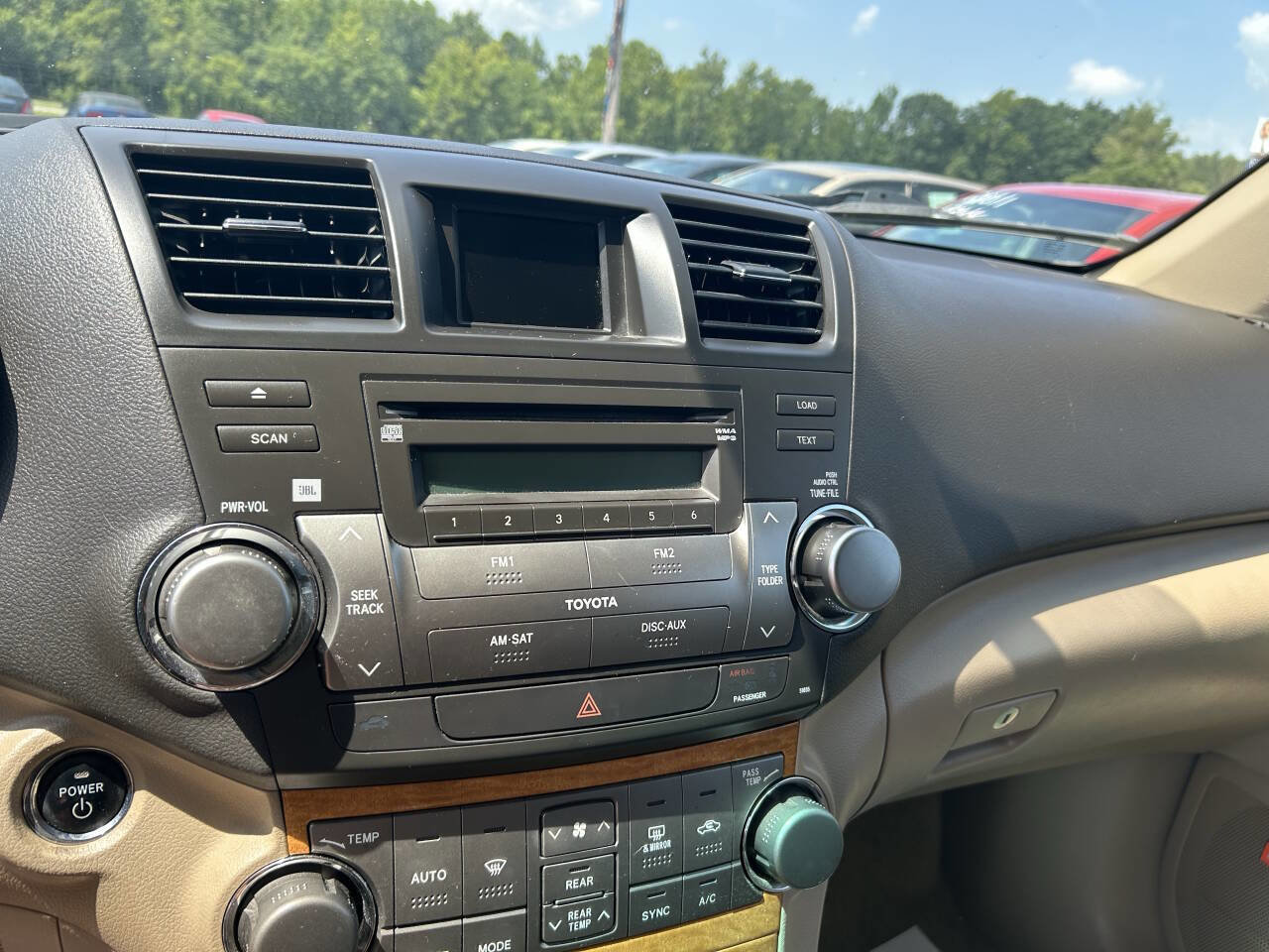 Used 2010 Toyota Highlander Limited image 13