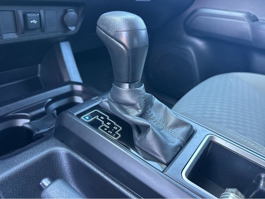 Used 2020 Toyota Tacoma SR AWD/4WD image 25