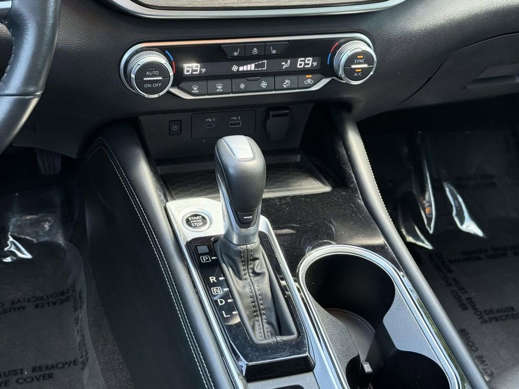 Used 2023 Nissan Altima 2.5 SL AWD/4WD image 16