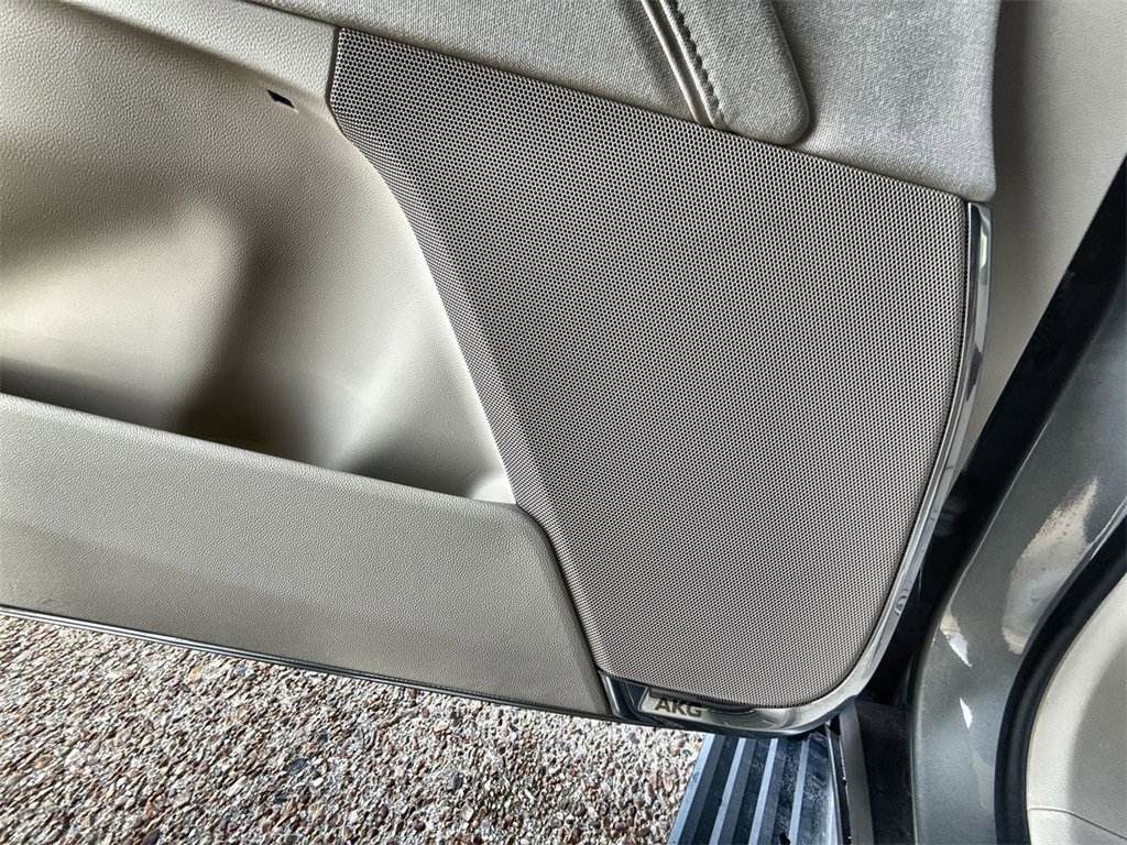 Certified 2024 Cadillac Escalade Sport Platinum w/ Heavy-Duty Trailer Package image 23