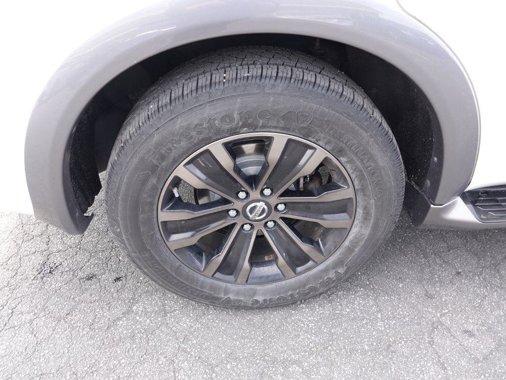 Used 2018 Nissan Armada Platinum w/ Captain Seat Package image 9