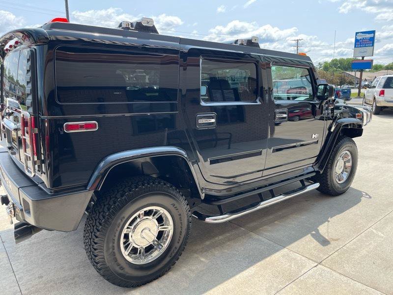 Used 2005 HUMMER H2 w/ Preferred Equipment Group AWD/4WD image 9