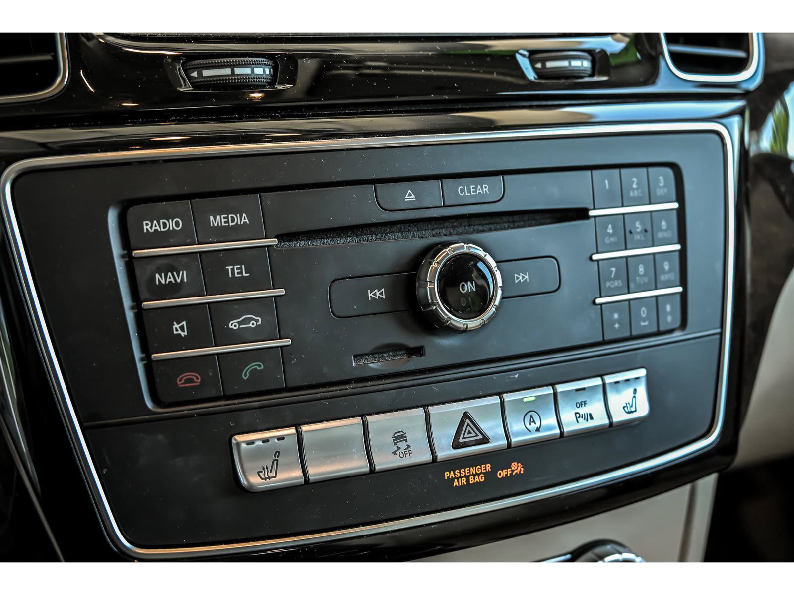 Used 2017 Mercedes-Benz GLS 450 4MATIC image 21