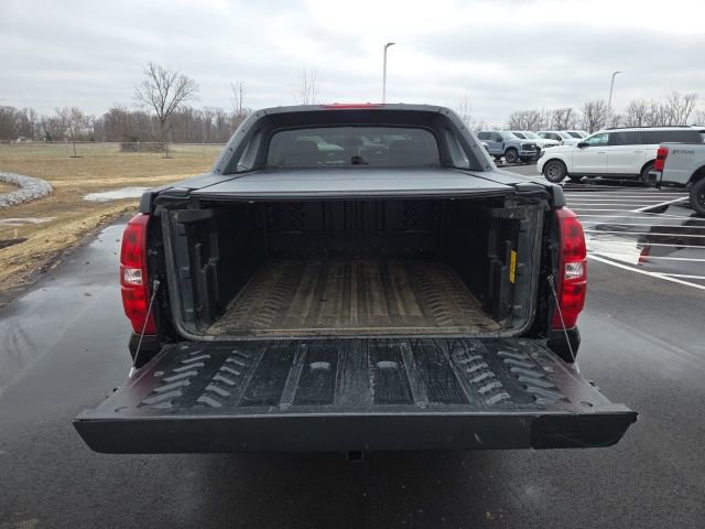 Used 2009 Chevrolet Avalanche LT image 10