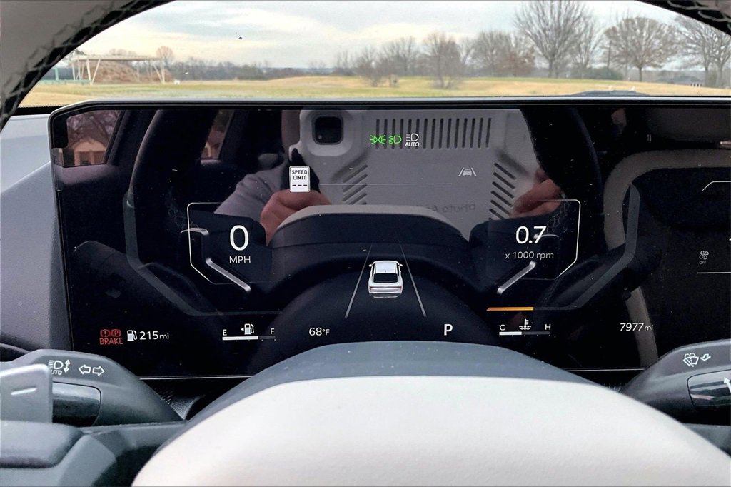 Certified 2025 Kia K4 GT-Line Turbo image 22