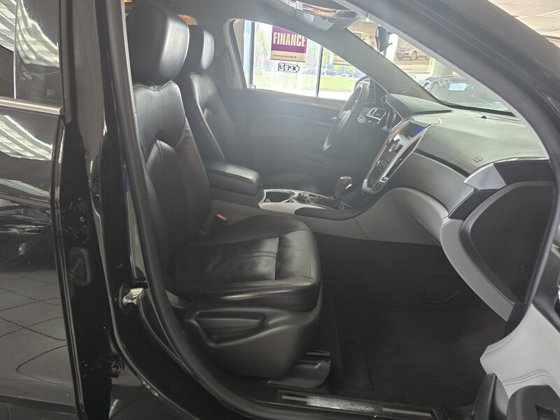 Used 2010 Cadillac SRX 2WD image 14