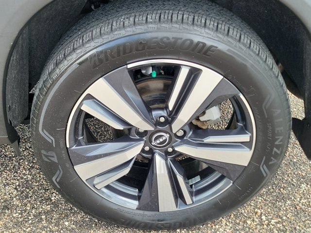 Certified 2024 Nissan Rogue SL w/ SL Premium Package FWD image 9