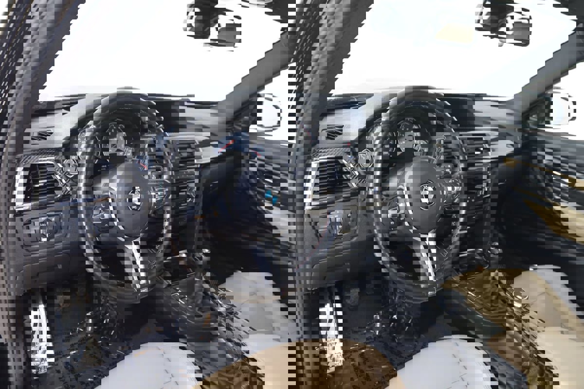 Used 2017 BMW M3 w/ Executive Package image 29