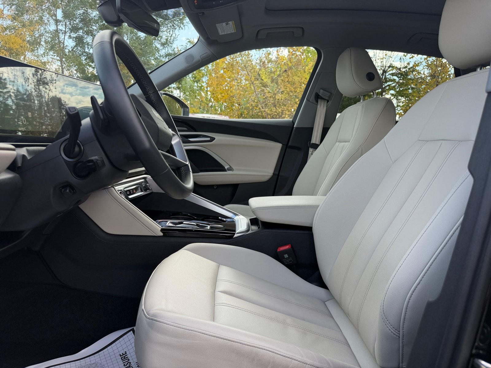 Used 2025 Audi Q5 Premium Plus w/ Premium Plus AWD/4WD image 5