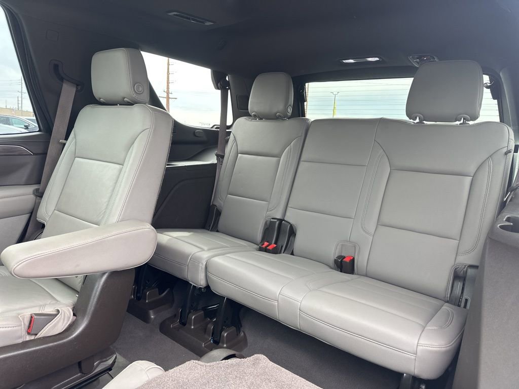 Used 2021 Chevrolet Tahoe Z71 w/ Z71 Off-Road Package AWD/4WD image 30