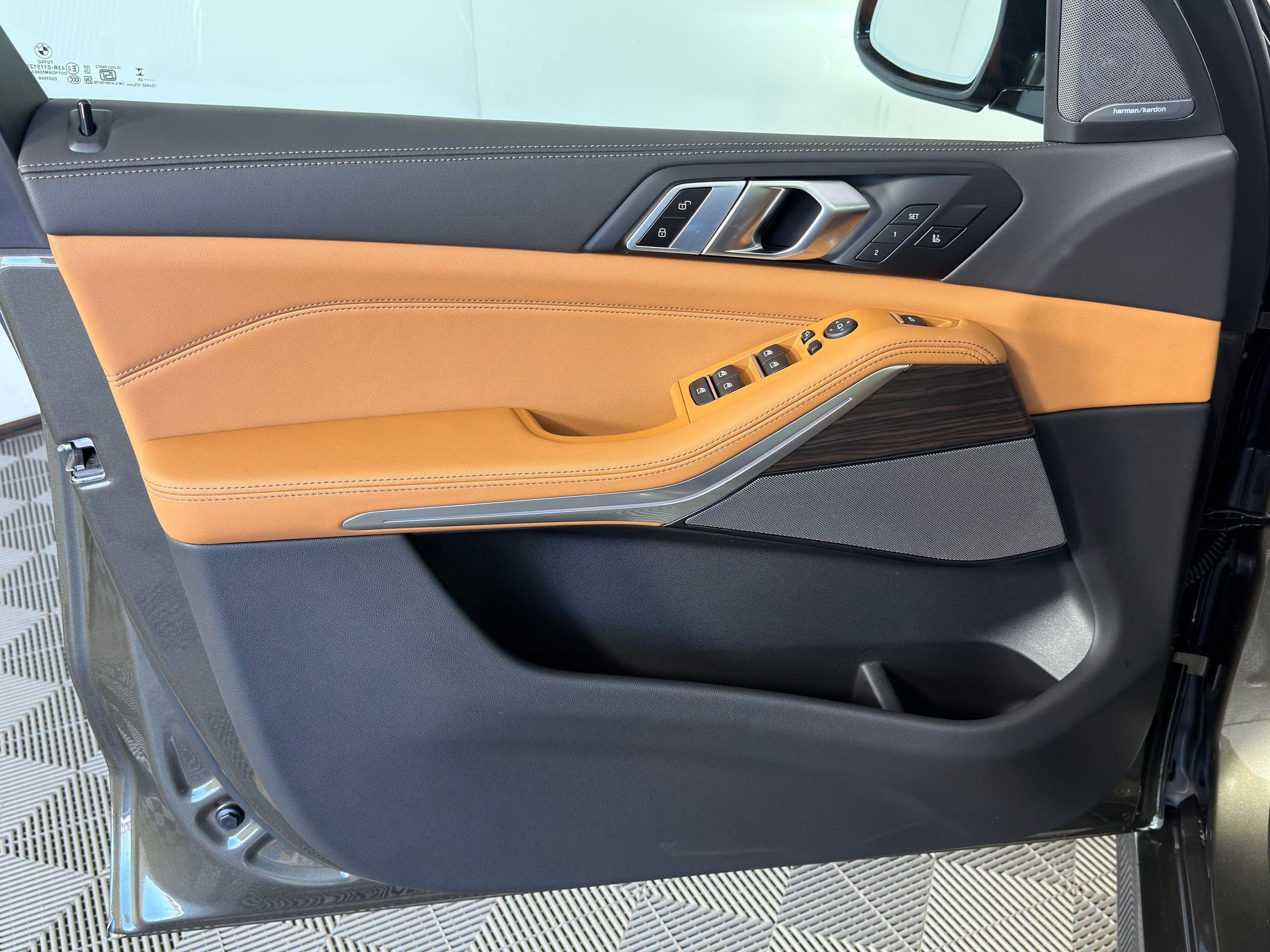 New 2026 BMW X5 xDrive40i w/ M Sport Package image 11