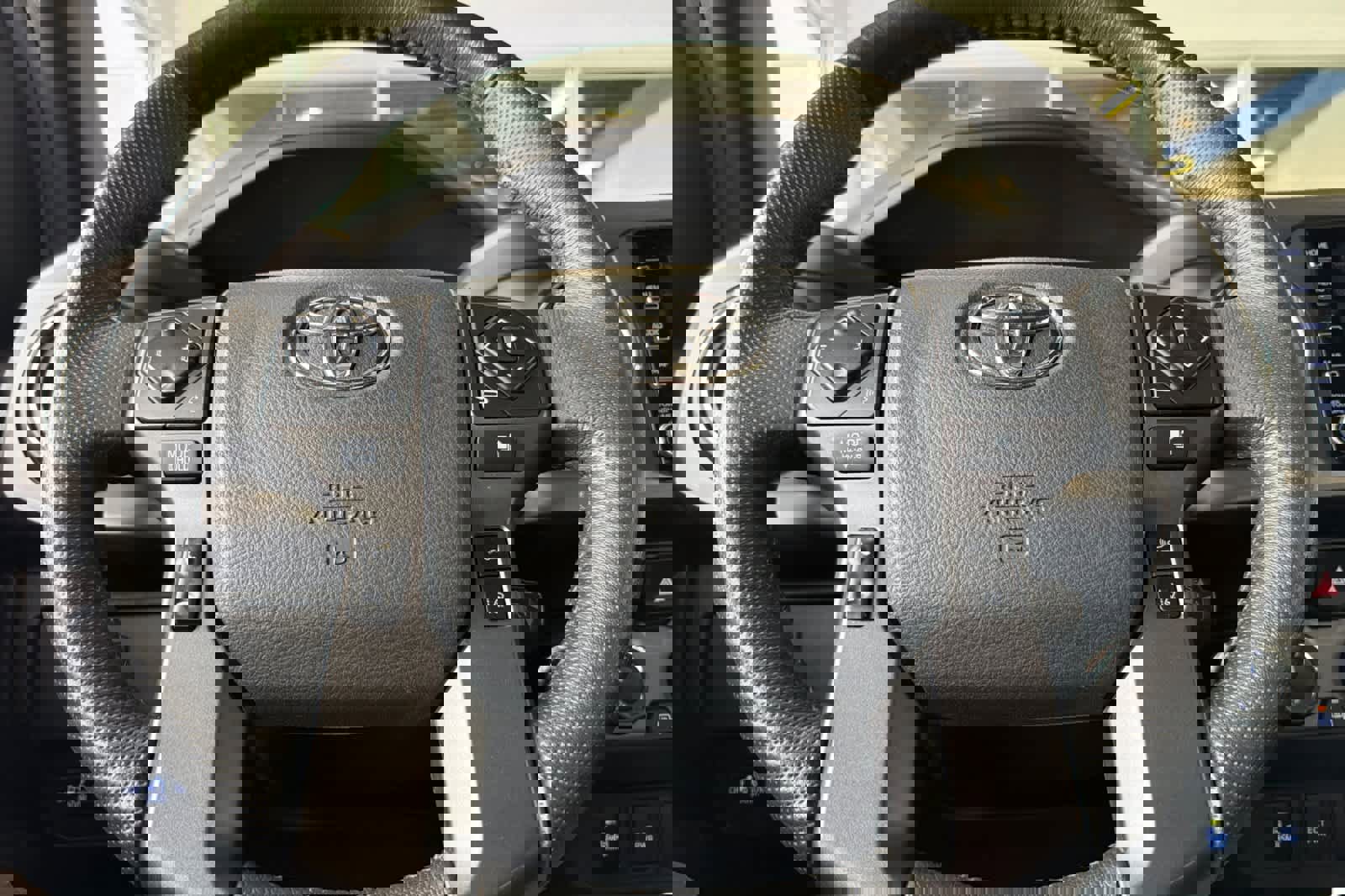 Used 2020 Toyota Tacoma TRD Sport w/ TRD Premium Sport Package image 25