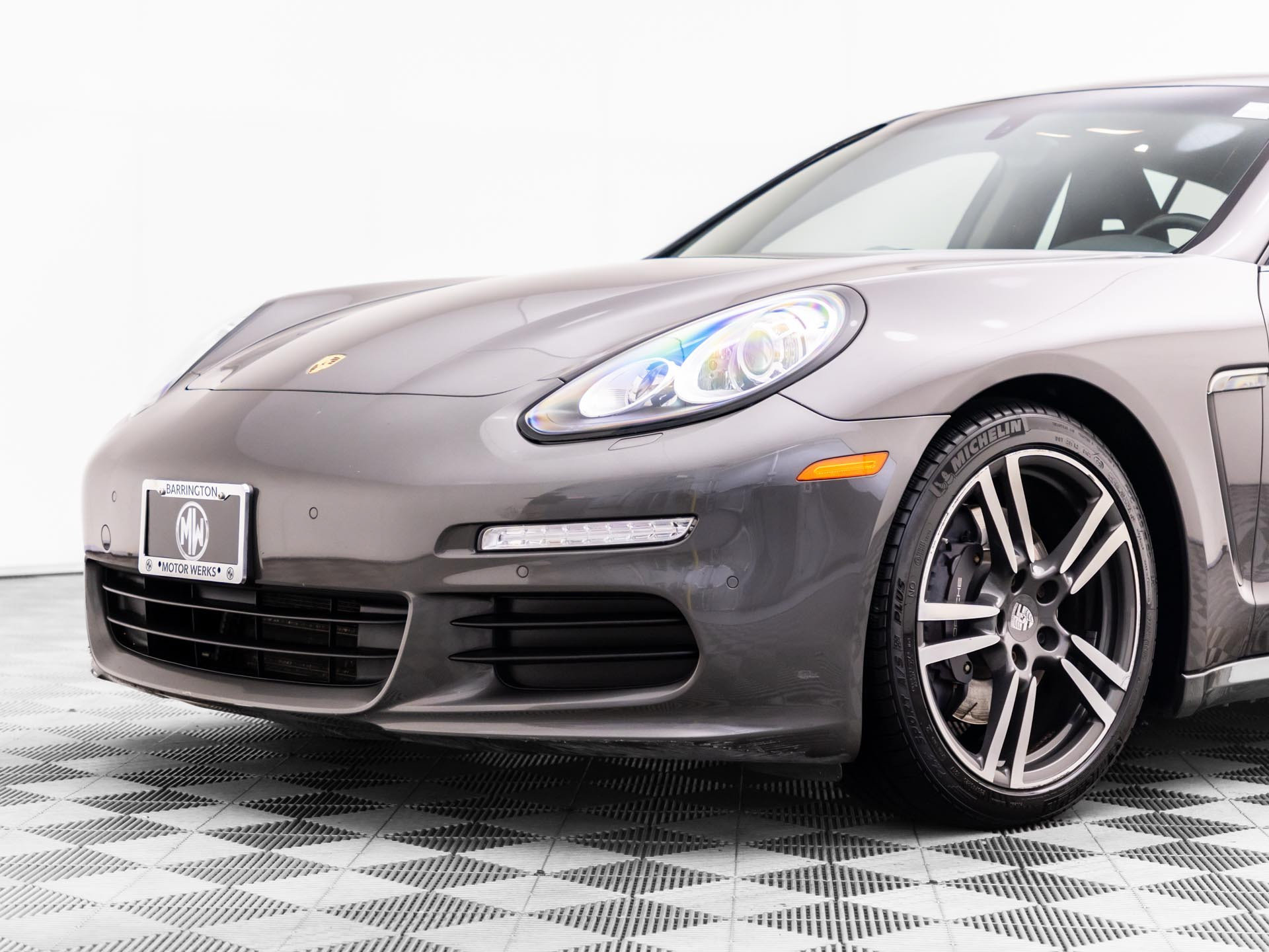 Used 2015 Porsche Panamera image 38