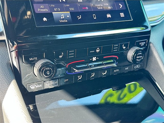 Certified 2023 Jeep Grand Cherokee Altitude image 15