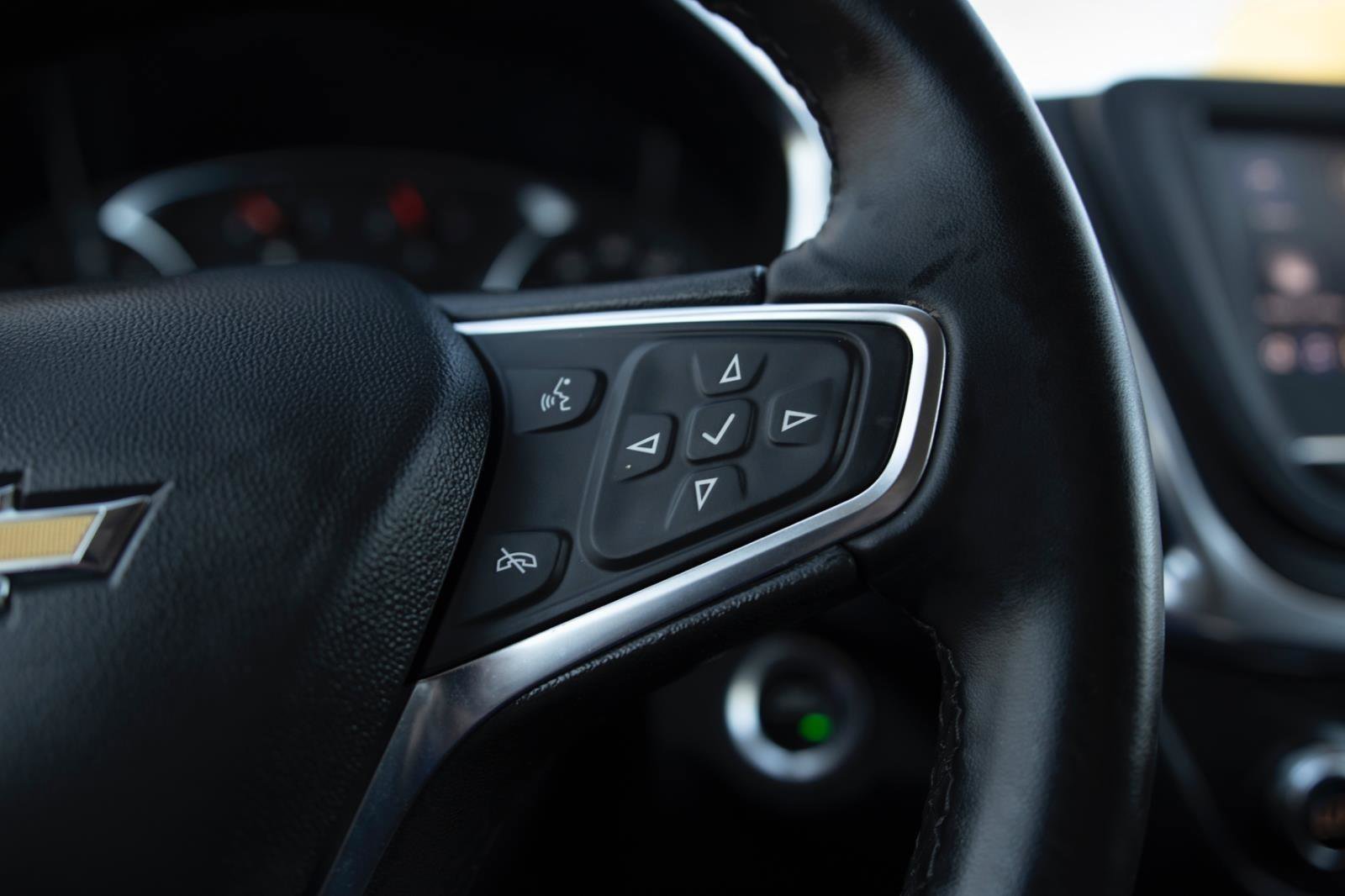Used 2024 Chevrolet Equinox LT AWD/4WD image 7