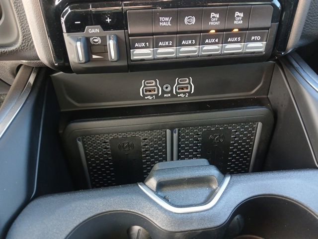 Used 2026 RAM 4500 Tradesman w/ Laramie Trim Package image 45