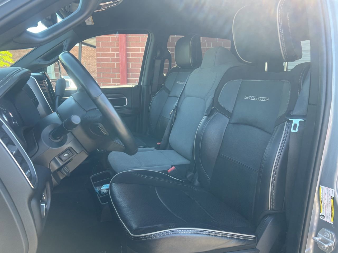 Used 2024 RAM 2500 Laramie w/ Night Edition image 17