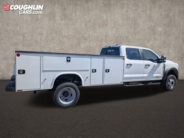 New 2026 Ford F550 4x4 Crew Cab image 9