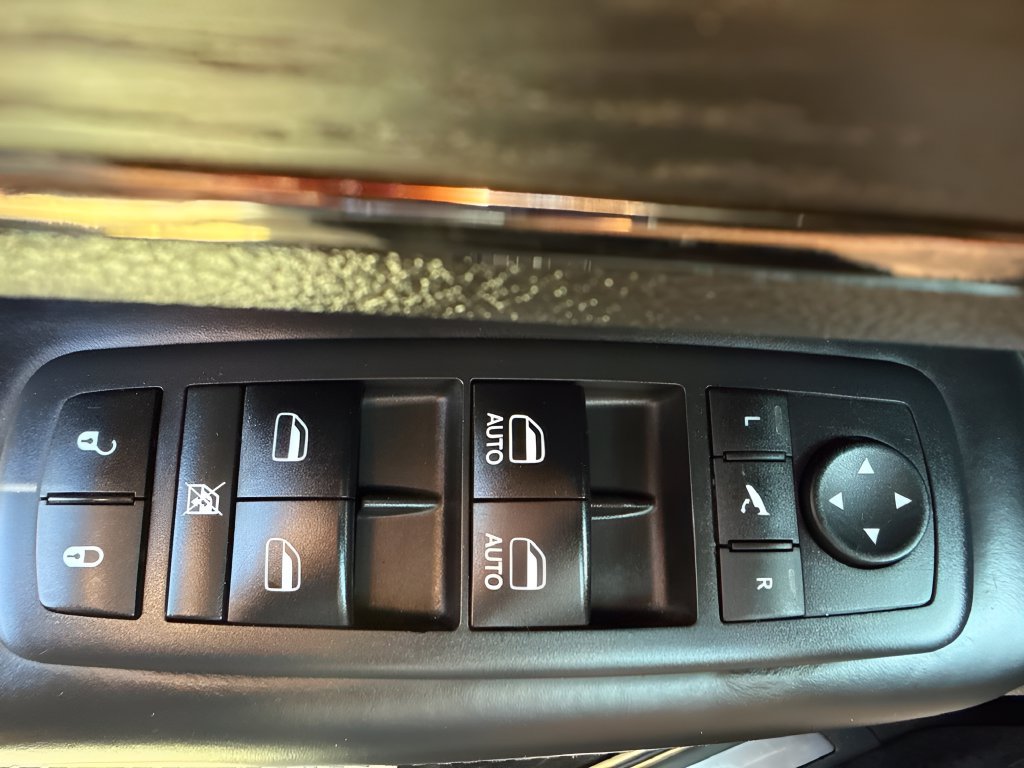 Used 2018 Jeep Grand Cherokee High Altitude AWD/4WD image 12