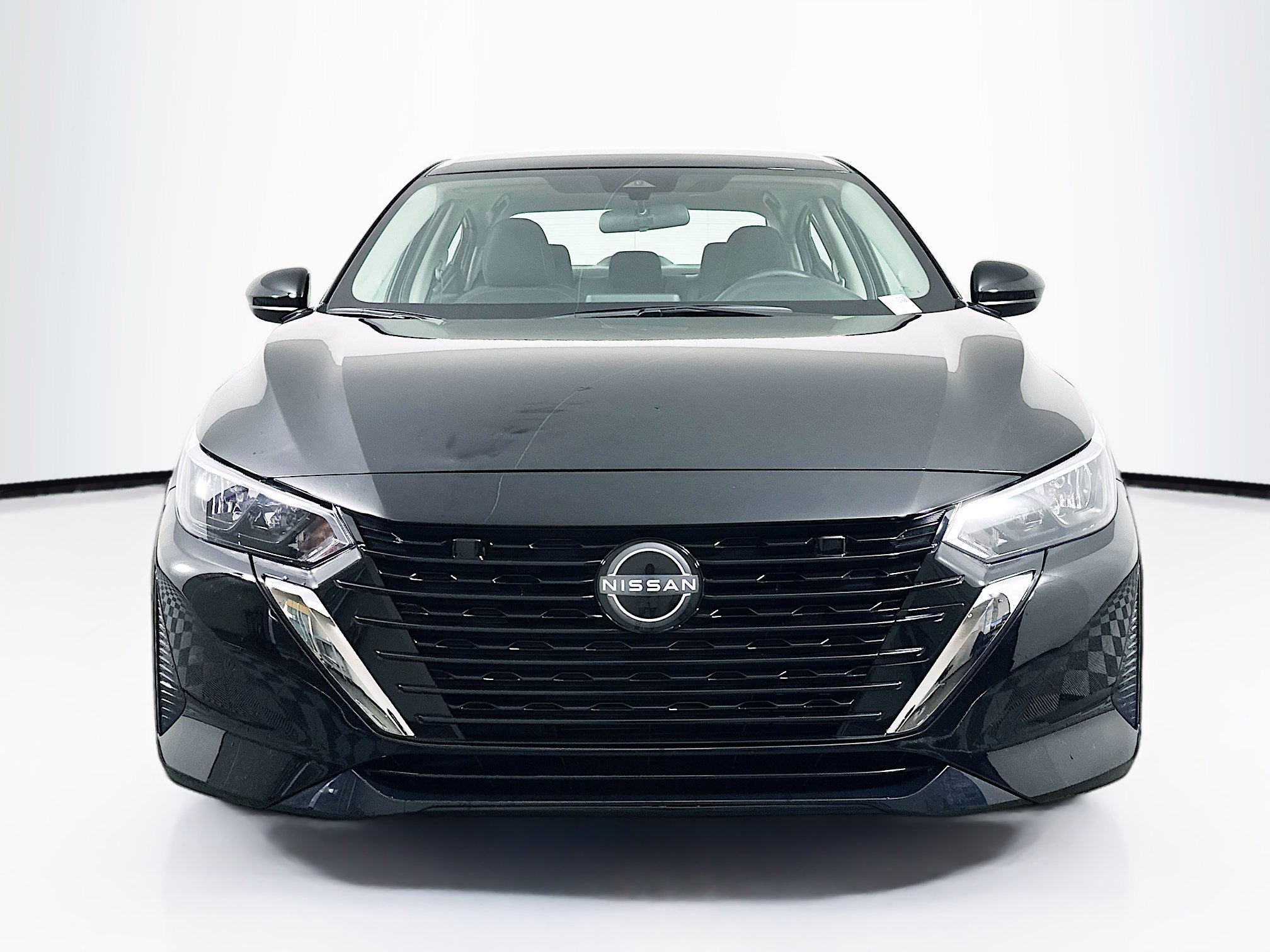 Used 2025 Nissan Sentra S image 2