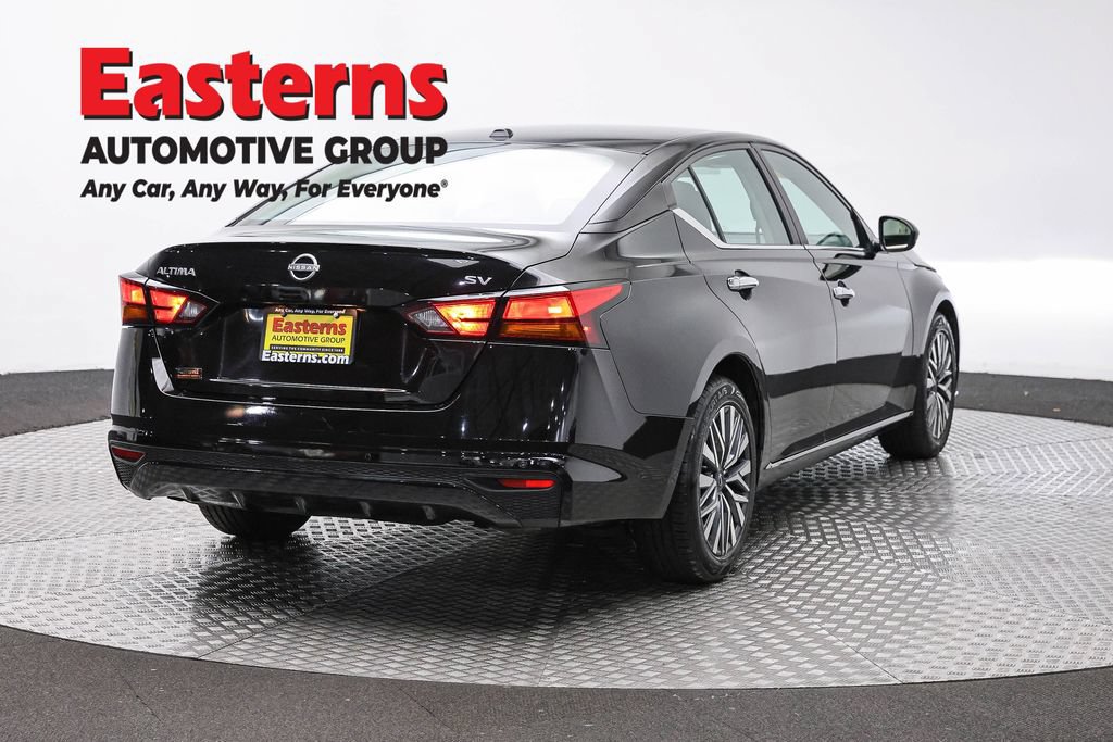 Used 2024 Nissan Altima 2.5 SV FWD image 5