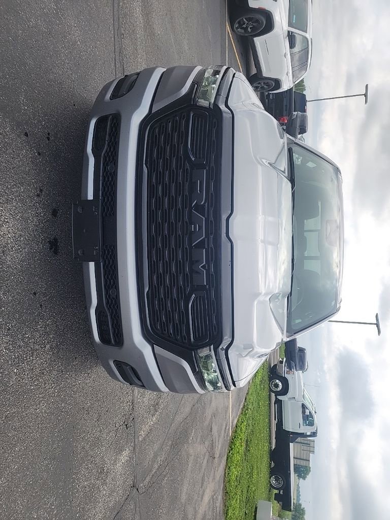 Used 2025 RAM 1500 Big Horn AWD/4WD image 6