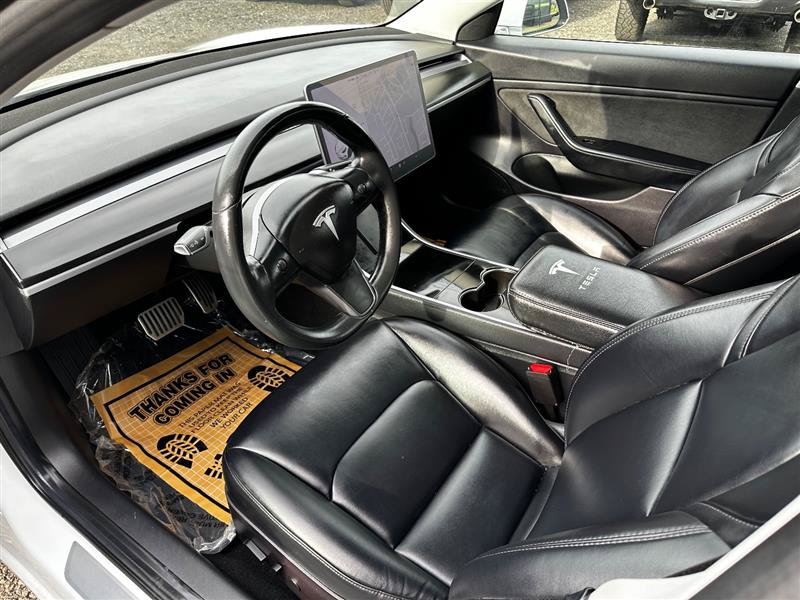 Used 2018 Tesla Model 3 Long Range RWD image 19