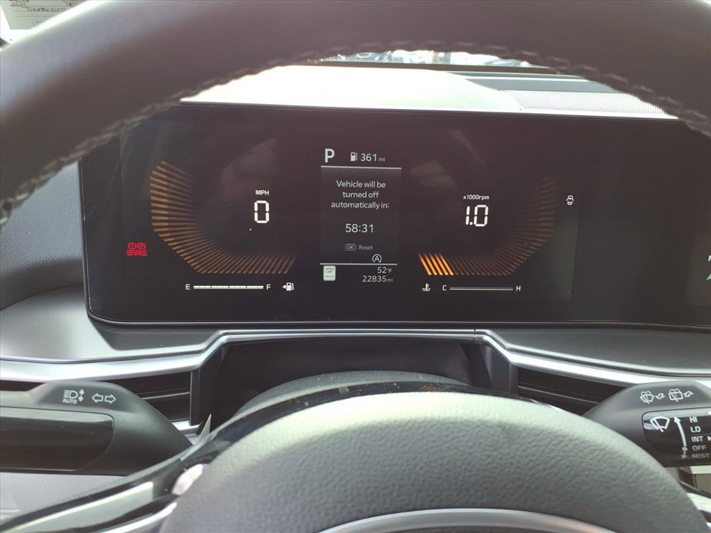 Used 2024 Kia Sorento S w/ Panoramic Sunroof Package image 17