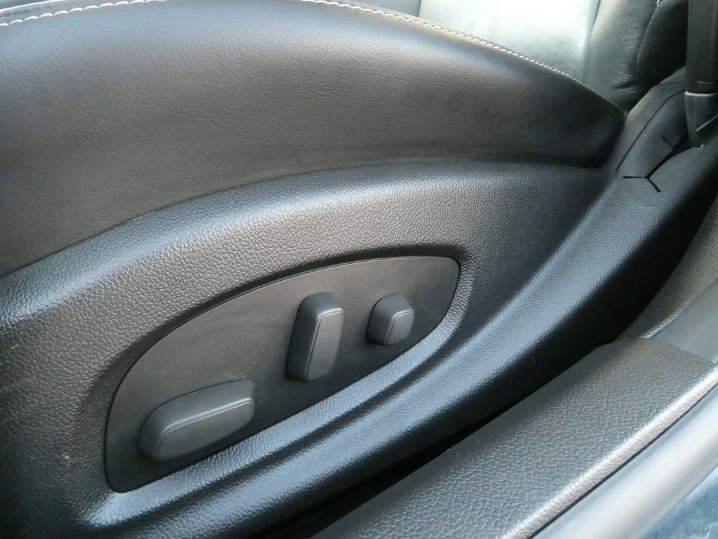 Used 2015 Cadillac ATS Luxury w/ Sun And Sound Package image 17