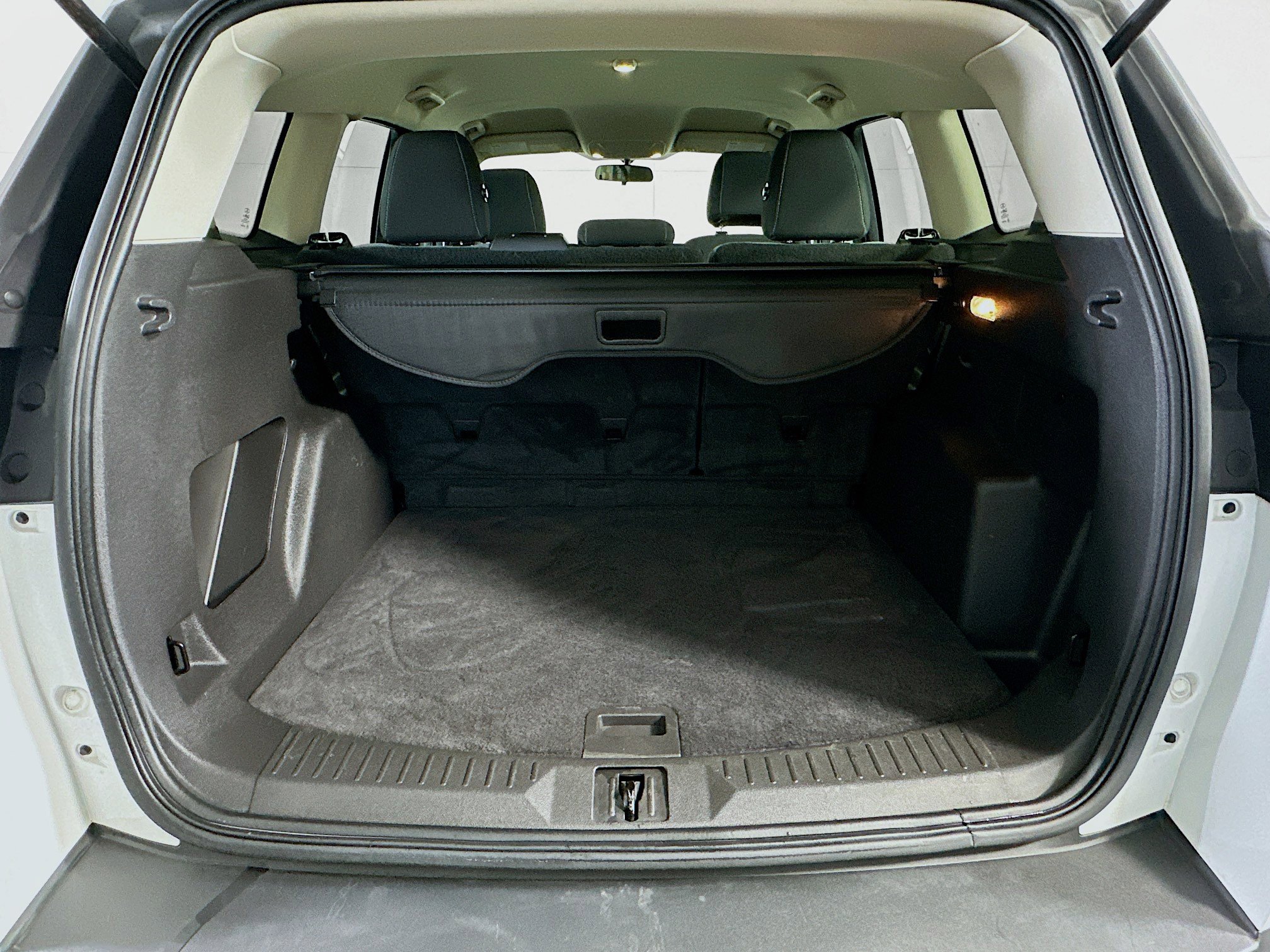 Used 2015 Ford Escape SE image 26