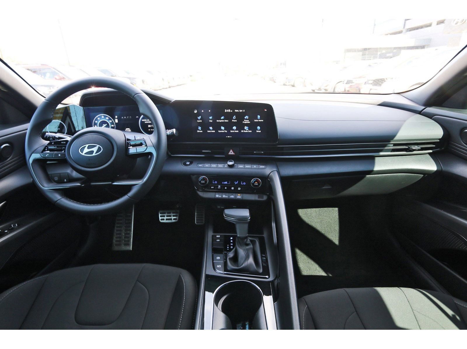 Certified 2025 Hyundai Elantra SEL FWD image 12