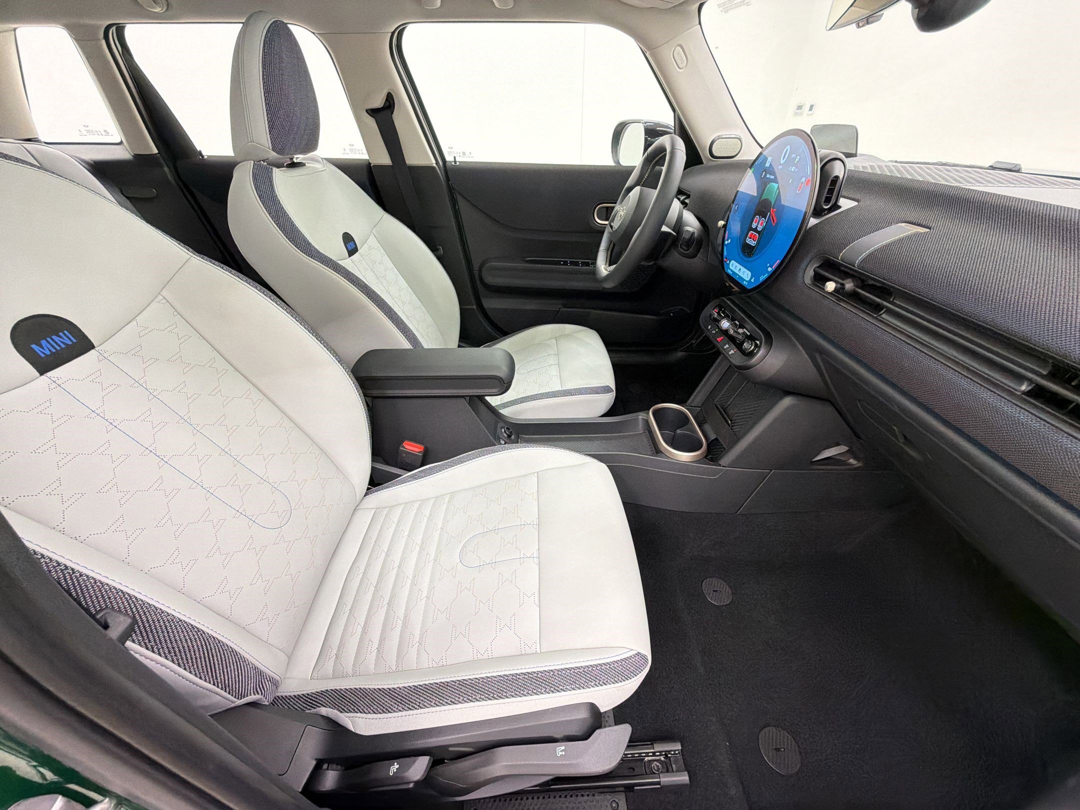 Certified 2025 MINI Cooper S FWD image 27
