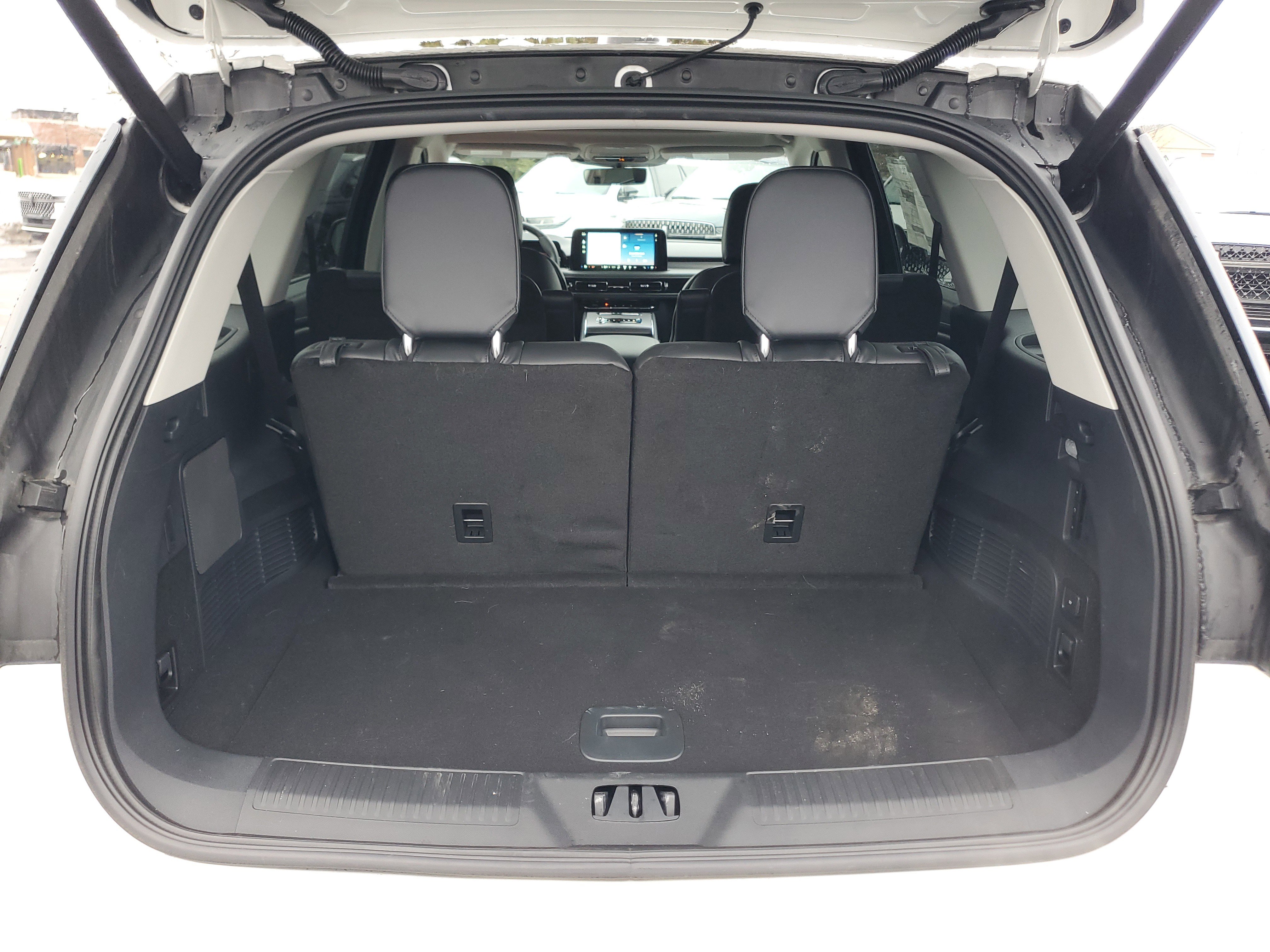 New 2025 Lincoln Aviator AWD w/ Equipment Group 101A image 28