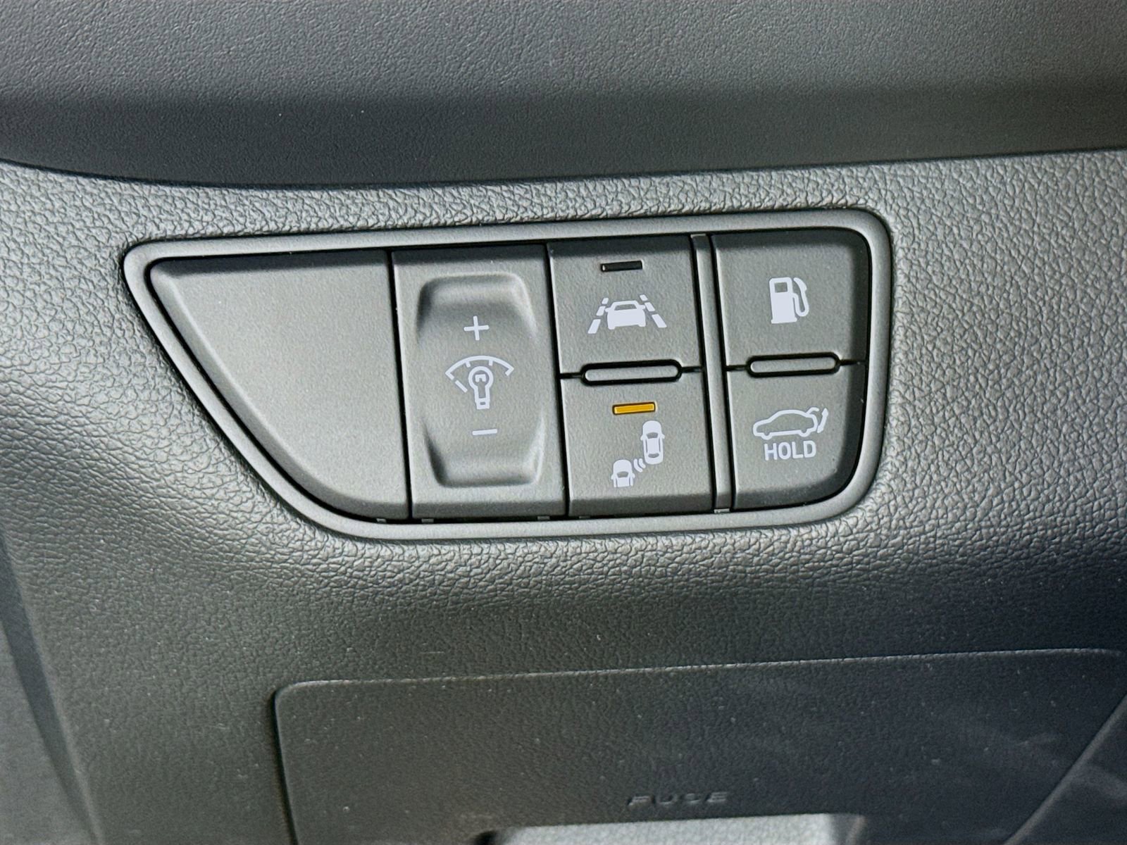 Used 2021 Genesis G70 3.3T w/ Sport Package AWD/4WD image 11