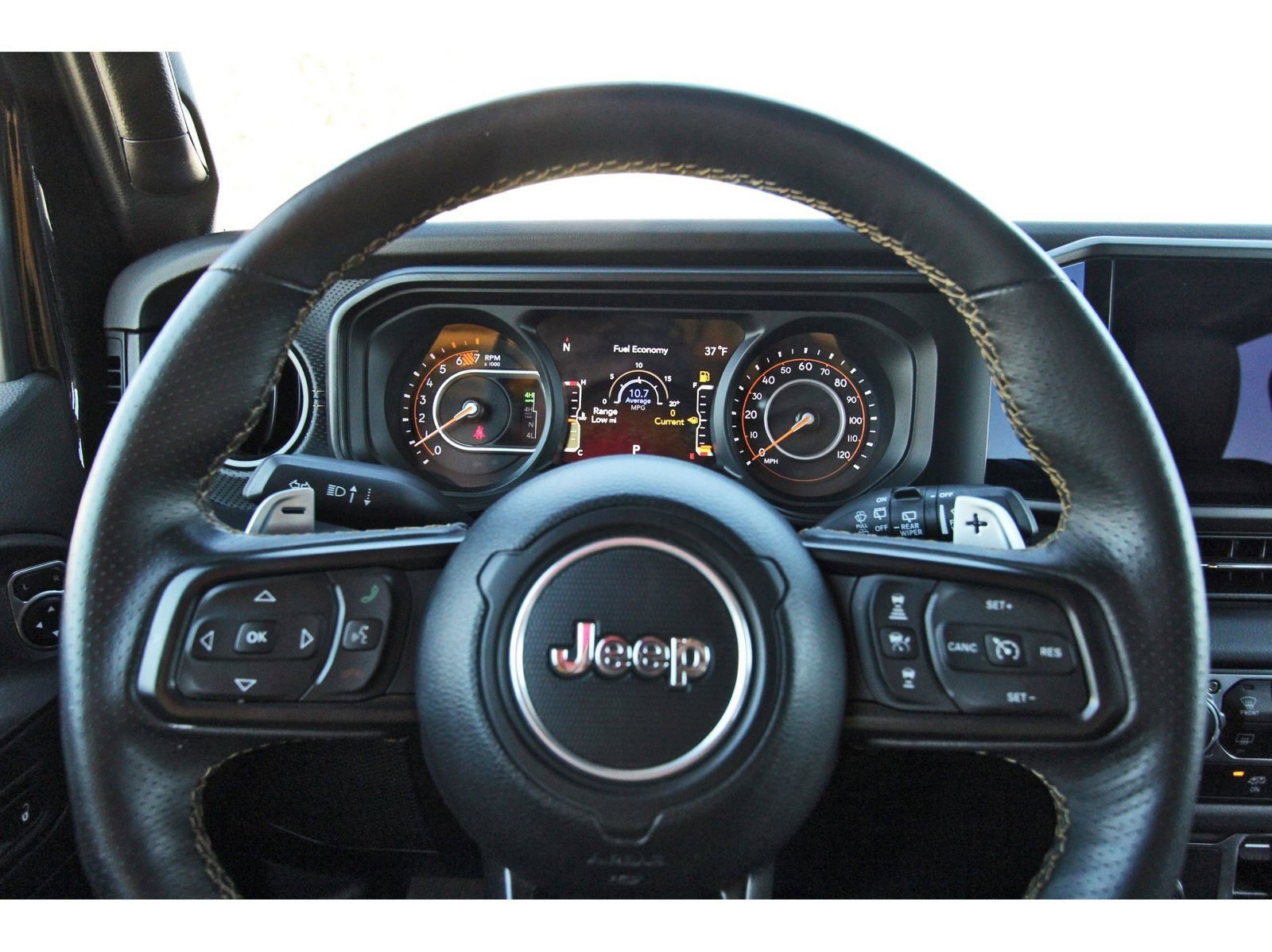 Used 2024 Jeep Wrangler Rubicon 392 image 16