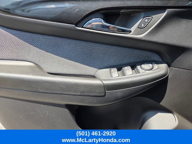 Used 2025 Chevrolet TrailBlazer LT AWD/4WD image 34