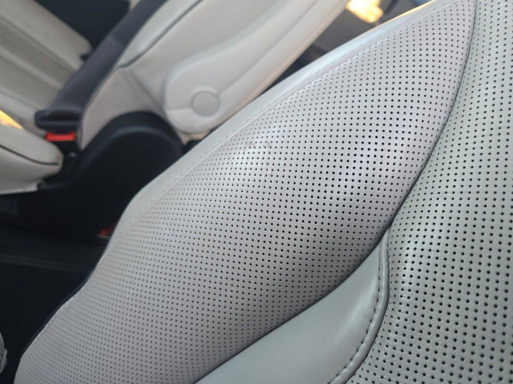 Used 2021 Hyundai Palisade Limited image 3