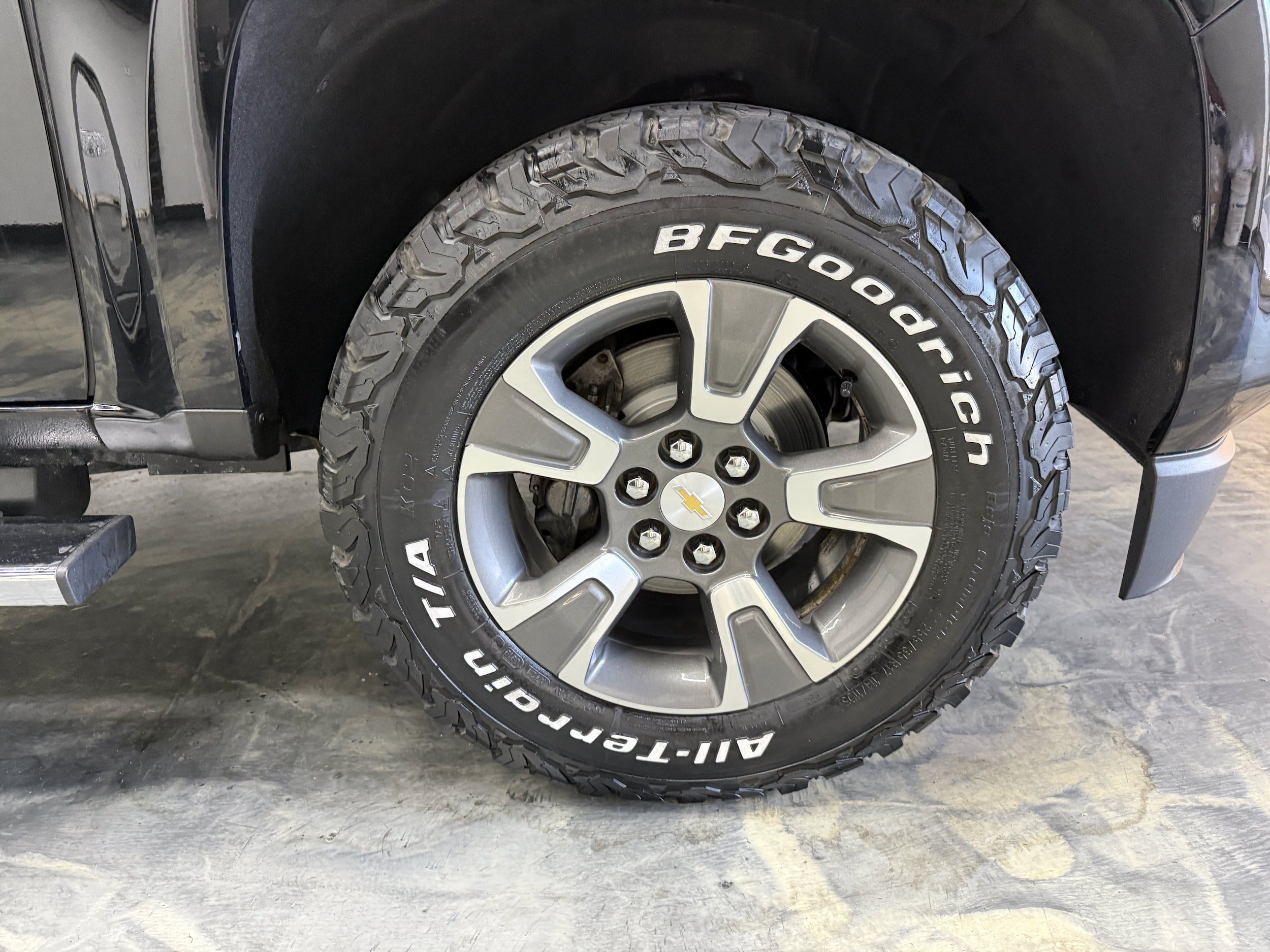 Used 2017 Chevrolet Colorado Z71 AWD/4WD image 29