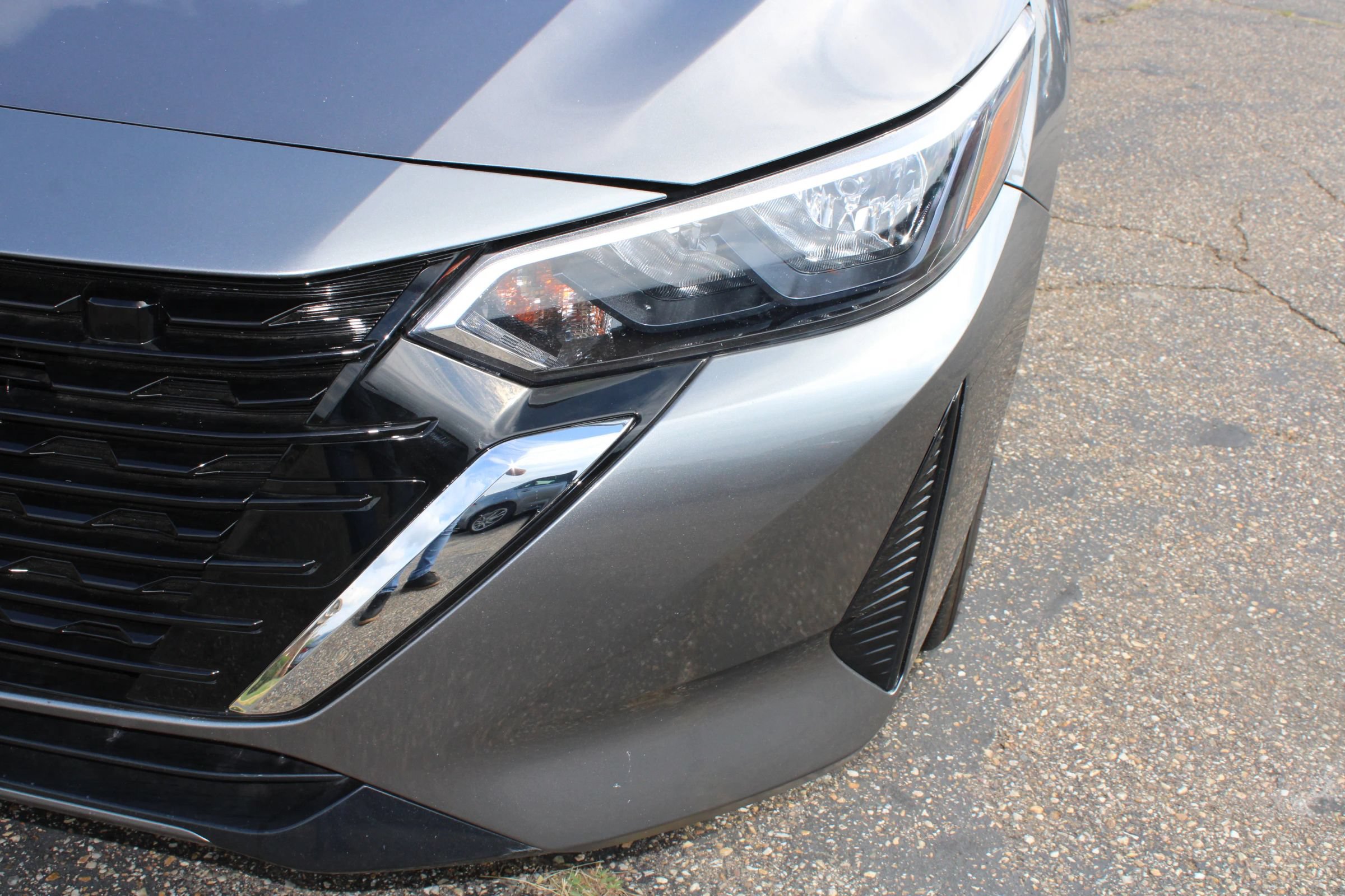 Used 2024 Nissan Sentra SV w/ All-Weather Package FWD image 33