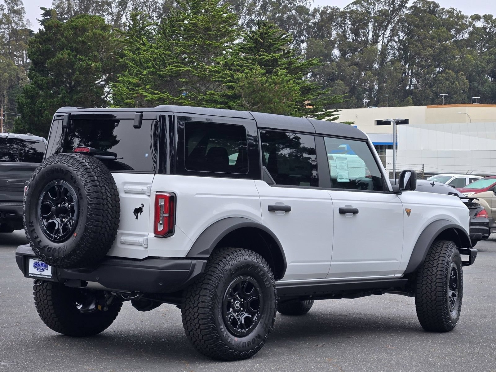 New 2026 Ford Bronco Badlands AWD/4WD image 4