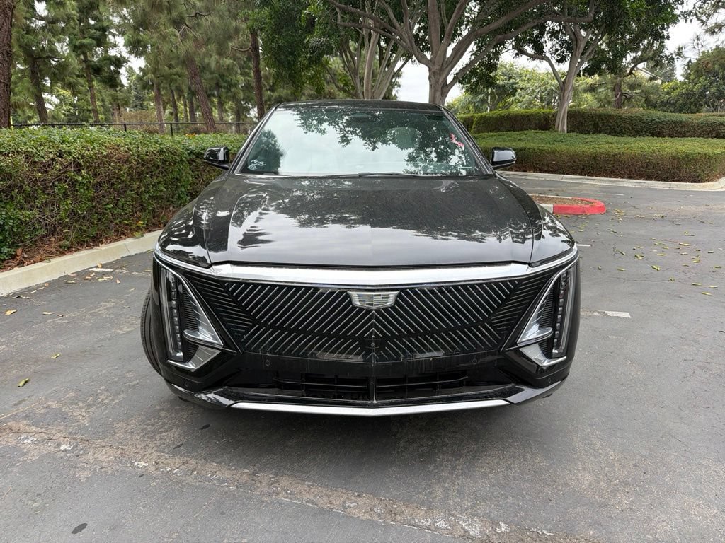 Used 2023 Cadillac Lyriq 2WD image 2