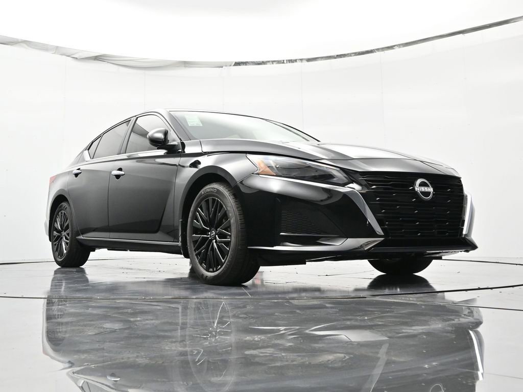 New 2025 Nissan Altima 2.5 SV w/ SV Special Edition Package FWD image 39