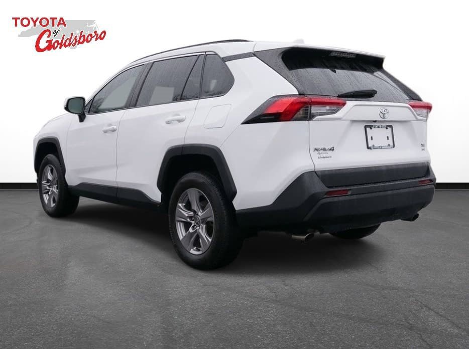 Used 2023 Toyota RAV4 XLE image 8