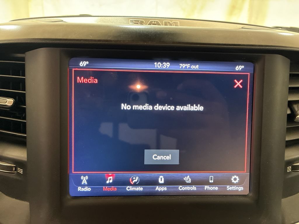Used 2020 RAM 1500 Big Horn AWD/4WD image 14