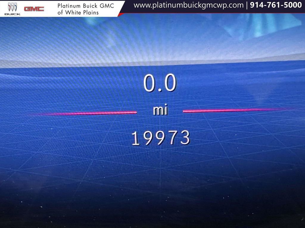 Used 2024 Mercedes-Benz GLC 300 4MATIC image 33